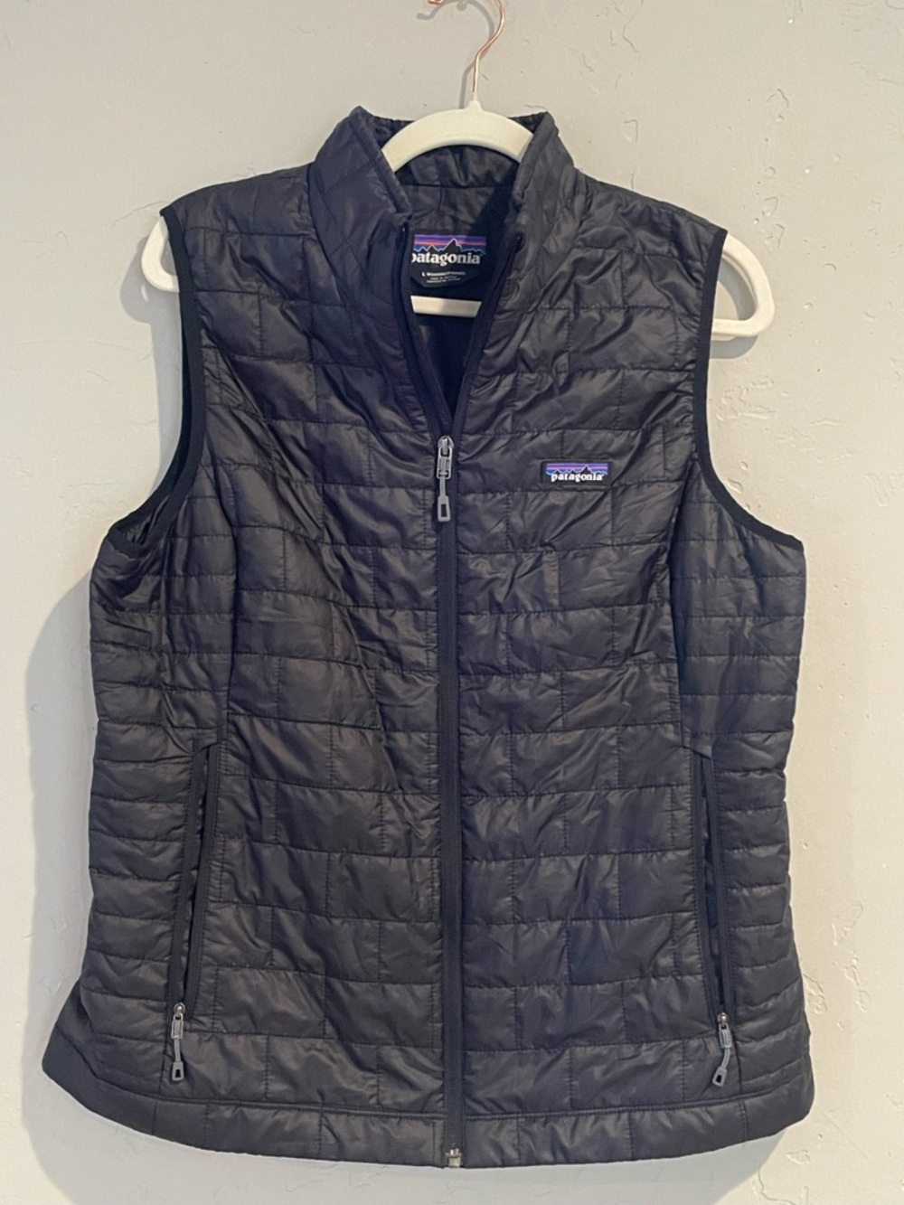 Patagonia Black Quilted Women's Insulated packable vest